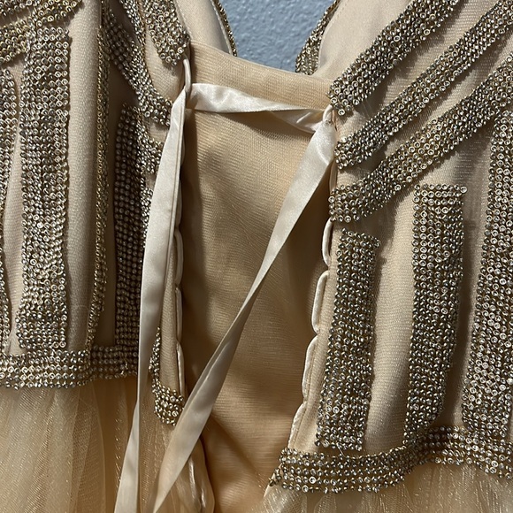 Vestido para fiesta color dorado Sz L - Picture 7 of 7